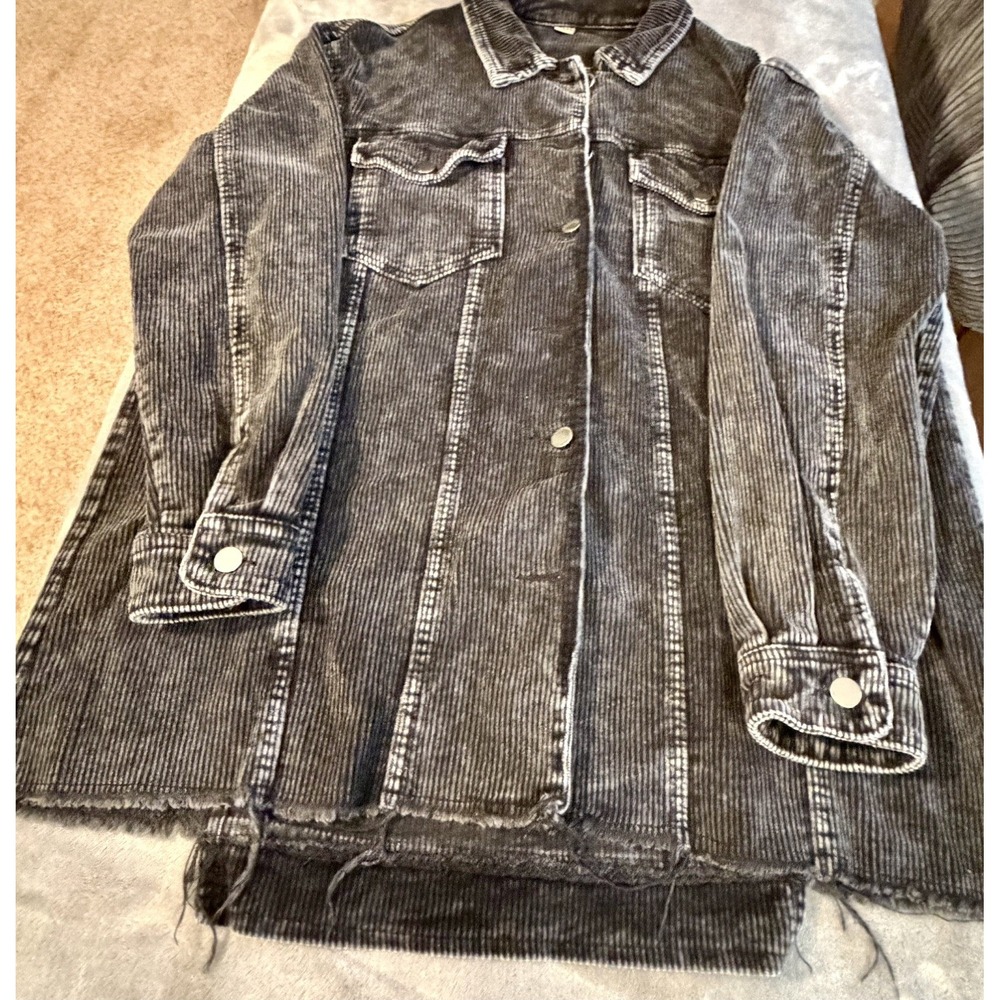 Black Button-Front Collared Pocket Jacket Women's Size L Long Sleeve Mid-Length